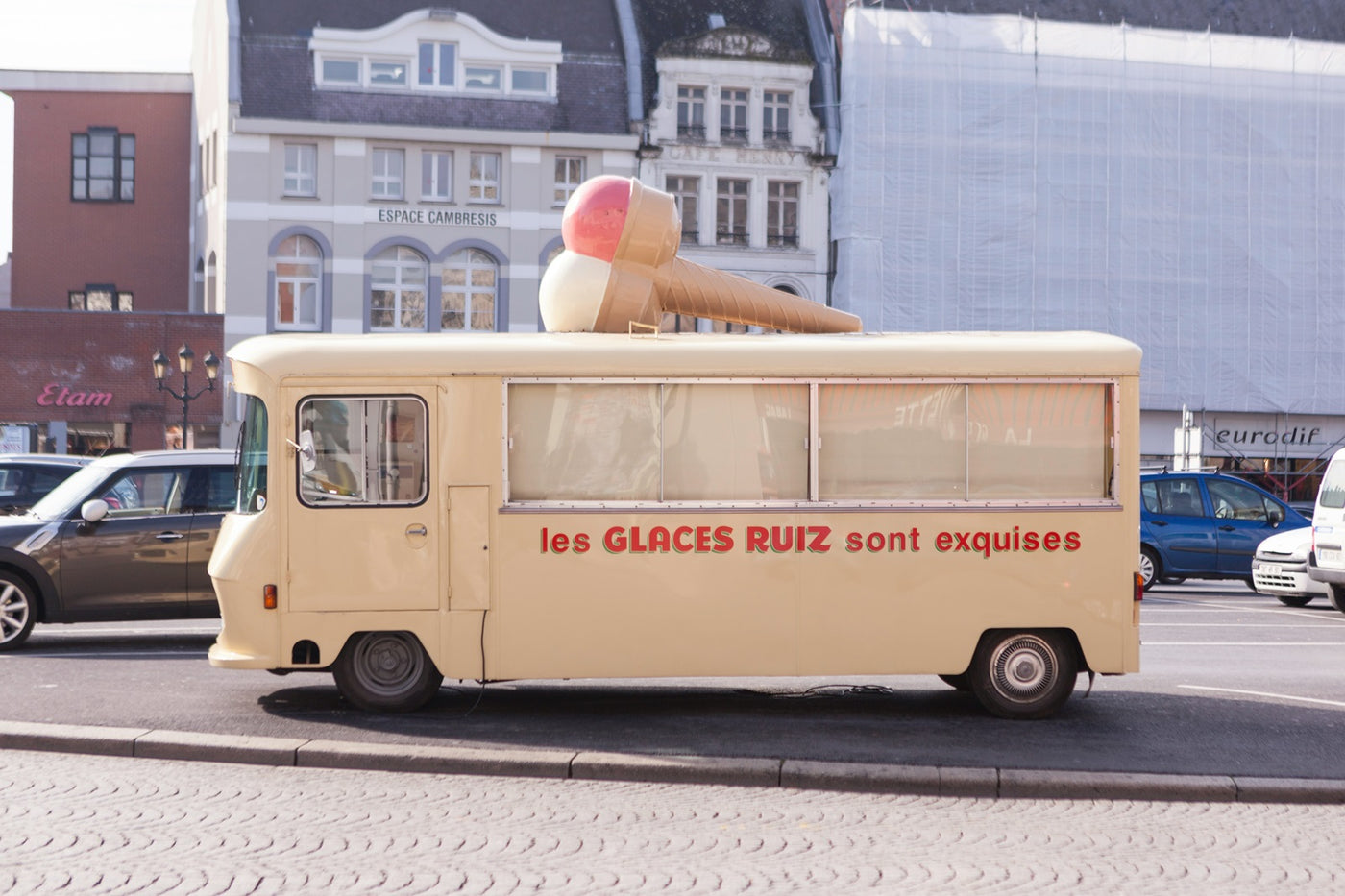 Essential Ice Cream Shop Equipment: A Comprehensive Guide for Startups
